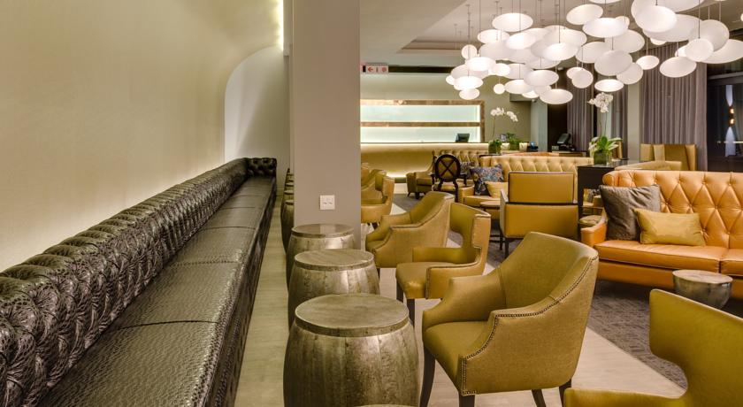 Protea Hotel Fire & Ice! By Marriott Pretoria Menlyn Экстерьер фото